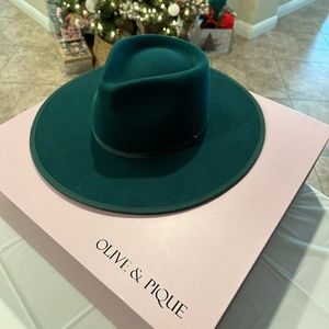 Olive & Pique Billie Hat in green